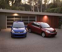 2011 Nissan versa sedan and hatch back side views