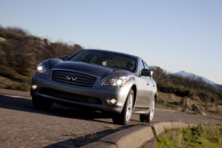 2011 Infiniti M37x Review